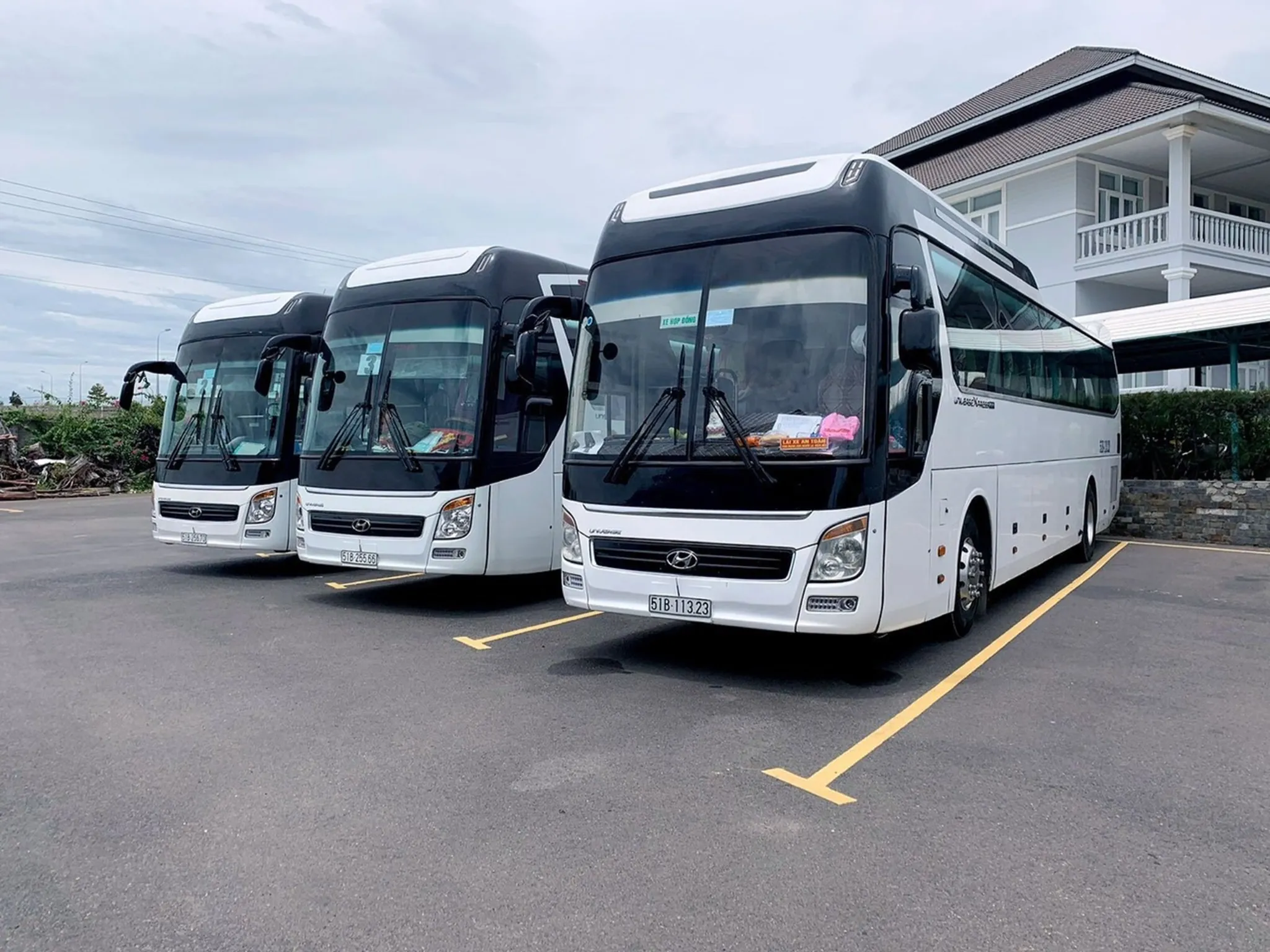 Xe 45 chỗ